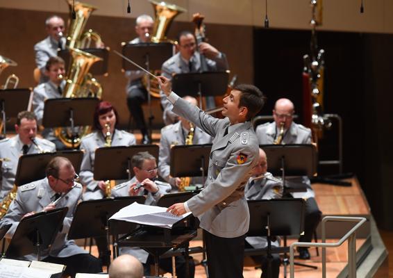 Benefizkonzert mit dem Stabsmusikkorps der Bundeswehr