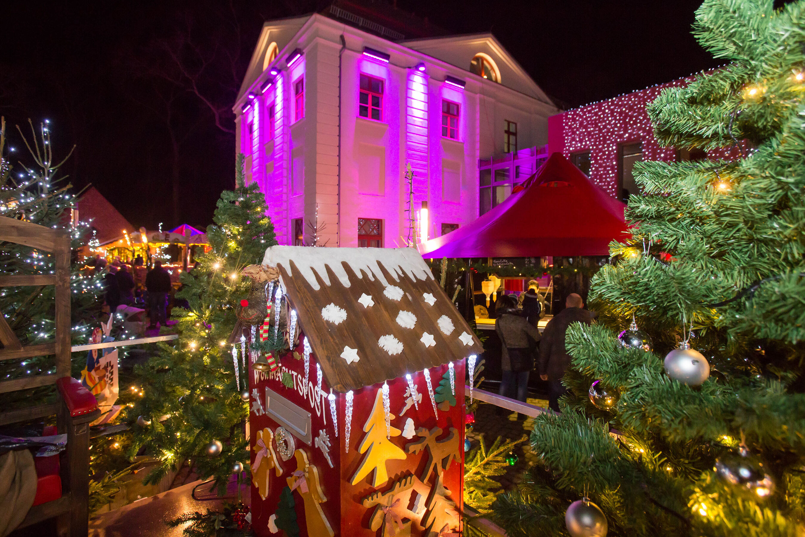 Kinderweihnachtsmarkt Angermünde, Foto: Christian Mercier, Lizenz: Christian Mercier