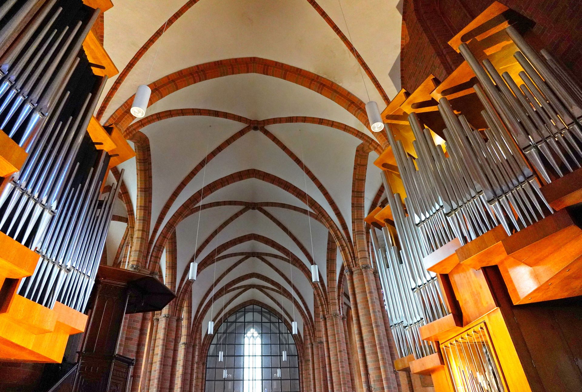 Zwischen Liturgie und Weltausstellung