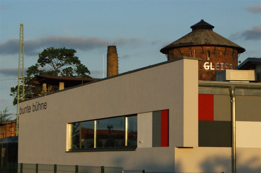 Under the Gentle Autumn Moon