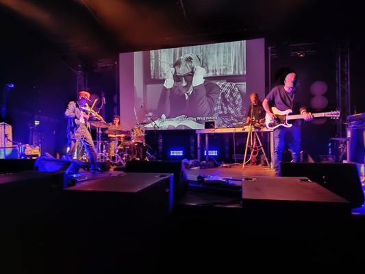 Rock me Jo  – Außenstelle –