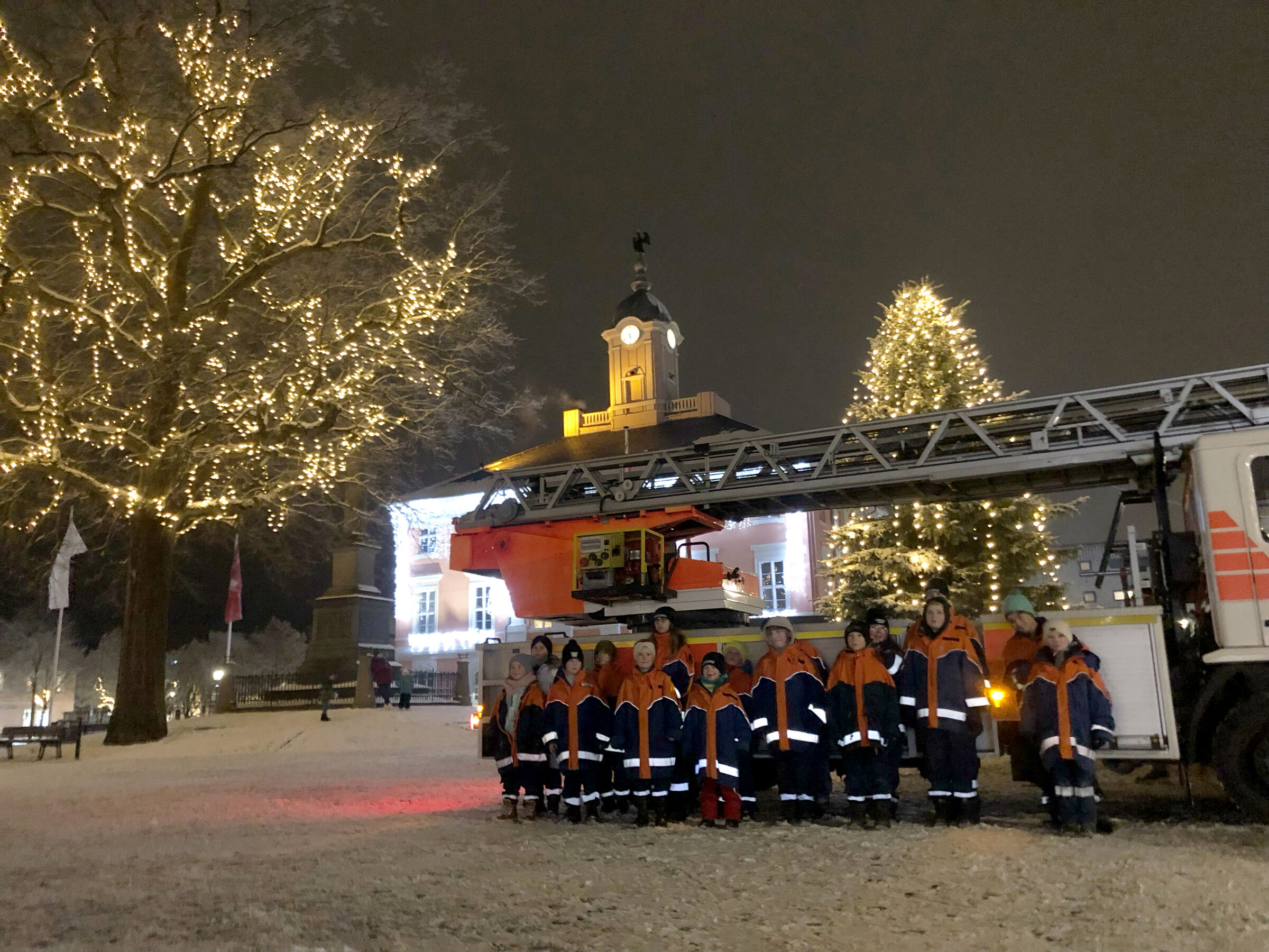 Baumschmücken, Foto: TMT GmbH, Lizenz: TMT GmbH