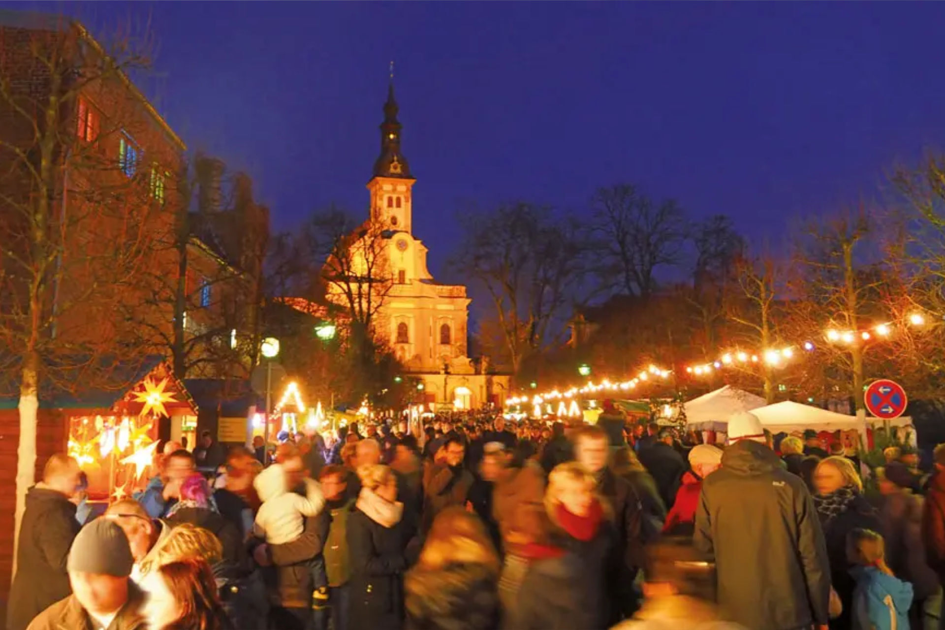 Neuzeller Adventsmarkt, Foto: Dr. Martin Salesch, Lizenz: Neuzeller Märchenadventsmarkt